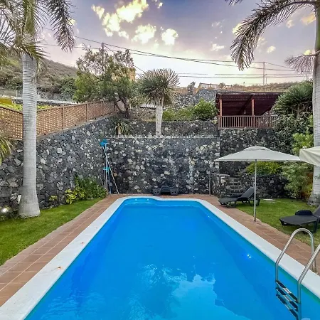 Guestready - Villa Mountaintop Views 3*