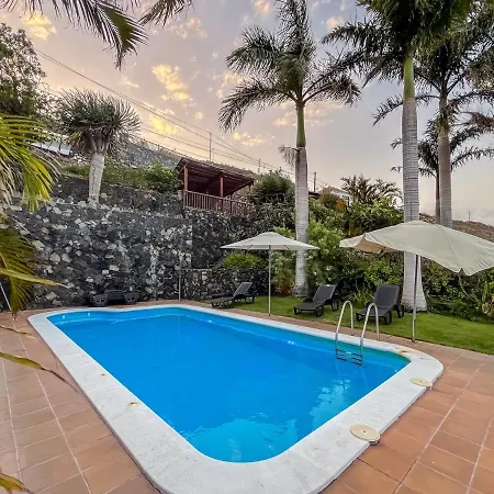 Guestready - Villa Mountaintop Views بيت ضيافة 3*